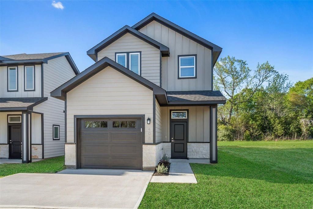 408 W Marlin Street, Willis, TX 77378