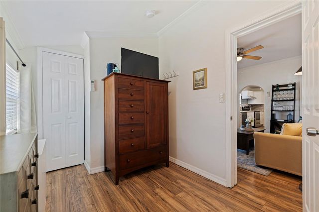 327 25TH STREET S, St Petersburg, FL 33712