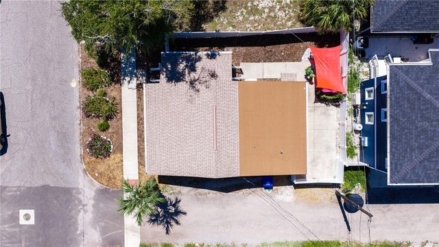 327 25TH STREET S, St Petersburg, FL 33712