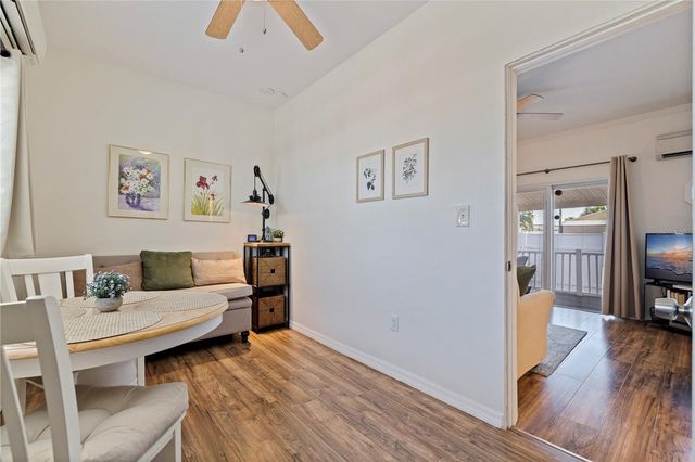 327 25TH STREET S, St Petersburg, FL 33712