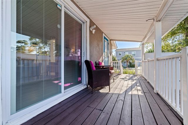 327 25TH STREET S, St Petersburg, FL 33712