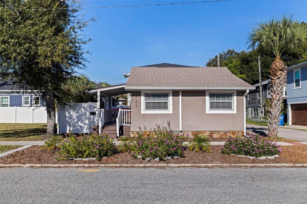 327 25TH STREET S, St Petersburg, FL 33712