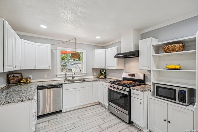 339 FUTURE DR, San Antonio, TX 78213