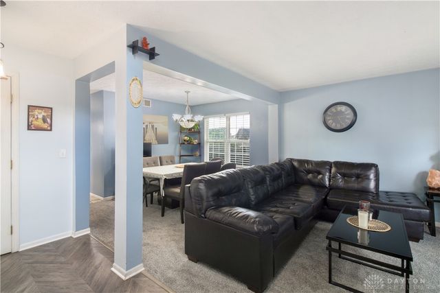 2430 Turf Club Court, West Carrollton, OH 45439