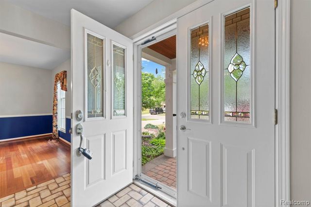 871 Spartan Drive, Rochester Hills, MI 48309