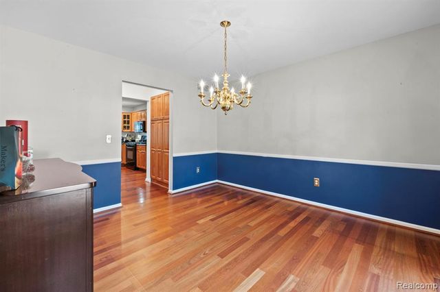 871 Spartan Drive, Rochester Hills, MI 48309