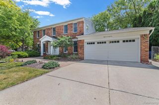 871 Spartan Drive, Rochester Hills, MI 48309