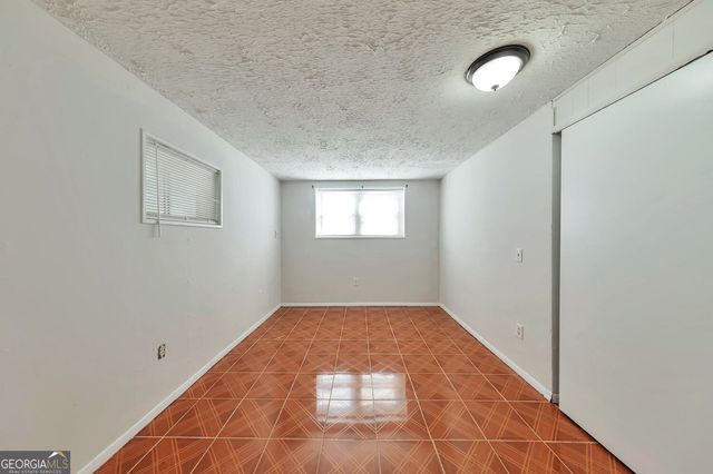 6671 Pelican Court, Riverdale, GA 30274