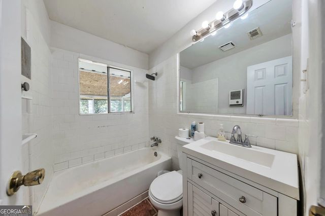 6671 Pelican Court, Riverdale, GA 30274