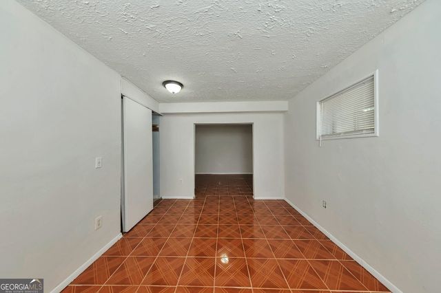 6671 Pelican Court, Riverdale, GA 30274