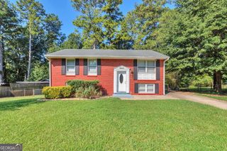 6671 Pelican Court, Riverdale, GA 30274