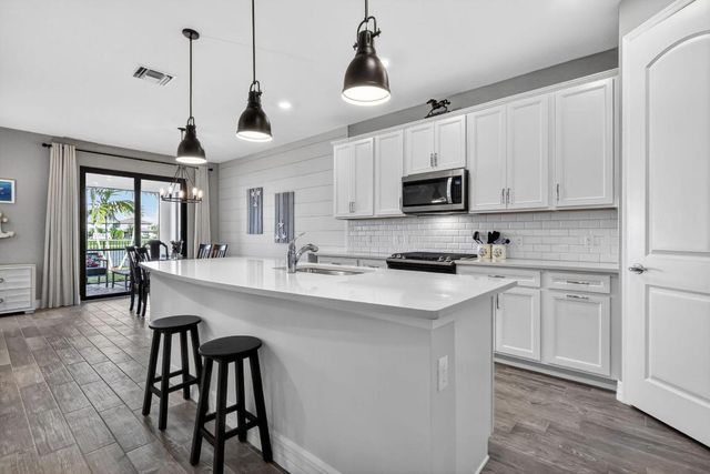 8275 Pedigree Circle, Lake Worth, FL 33467