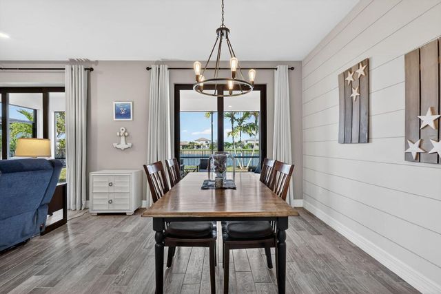 8275 Pedigree Circle, Lake Worth, FL 33467