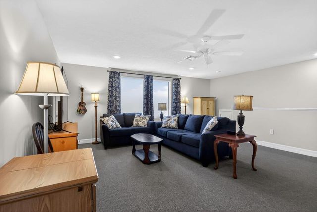 8275 Pedigree Circle, Lake Worth, FL 33467