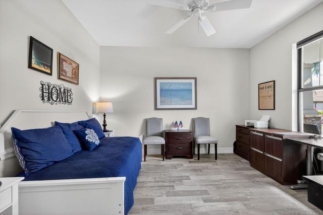 8275 Pedigree Circle, Lake Worth, FL 33467