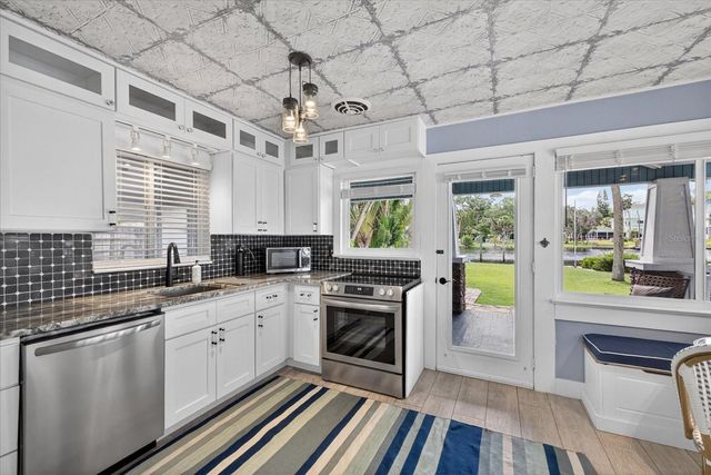 6202 RIVER ROAD, New Port Richey, FL 34652