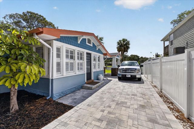 6202 RIVER ROAD, New Port Richey, FL 34652