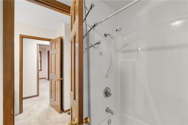 5303 Stone Trace, Gainesville, GA 30504