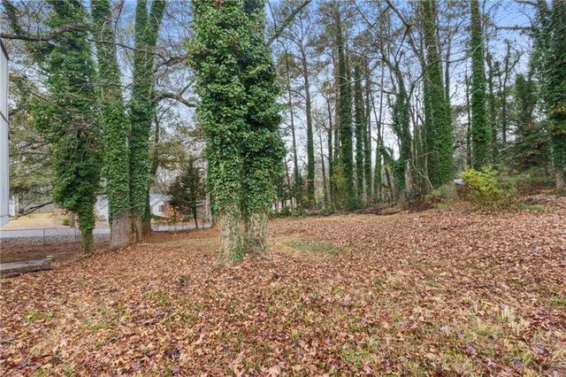 5303 Stone Trace, Gainesville, GA 30504