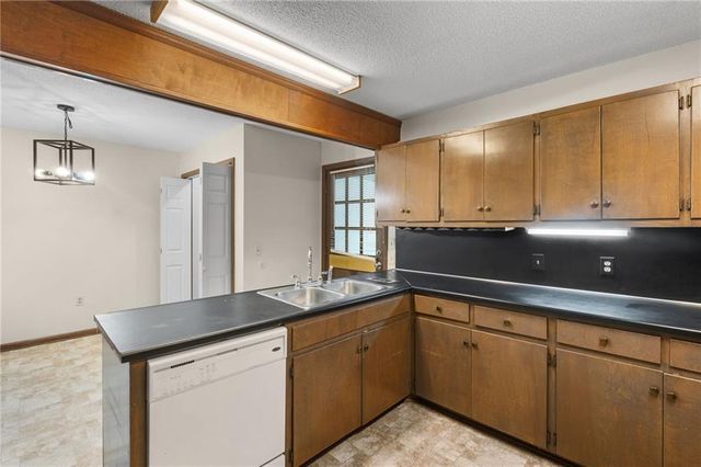 5303 Stone Trace, Gainesville, GA 30504