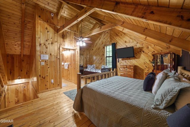 4164 Lumber Jack Way, Sevierville, TN 37876