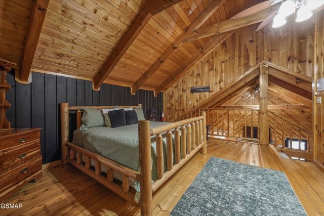 4164 Lumber Jack Way, Sevierville, TN 37876