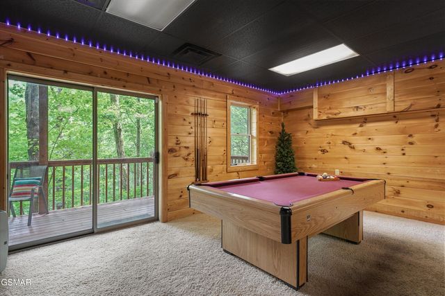 4164 Lumber Jack Way, Sevierville, TN 37876