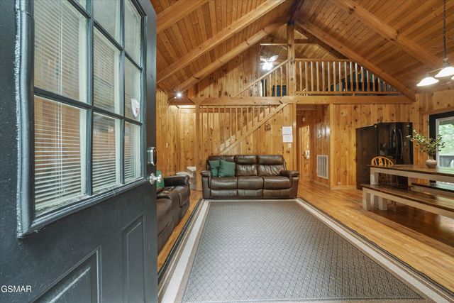 4164 Lumber Jack Way, Sevierville, TN 37876