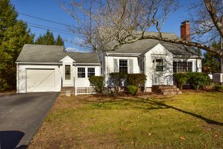 496 Hills Street, East Hartford, CT 06118