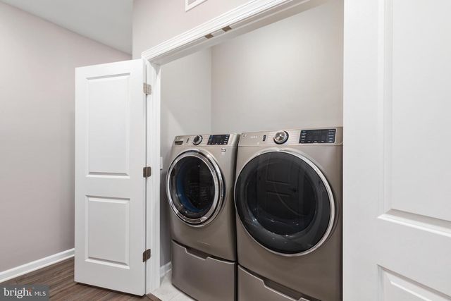 20700 WOOD QUAY DR, Sterling, VA 20166