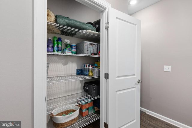 20700 WOOD QUAY DR, Sterling, VA 20166