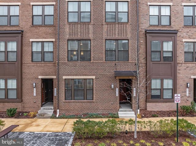 20700 WOOD QUAY DR, Sterling, VA 20166