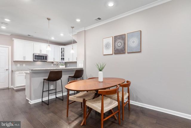 20700 WOOD QUAY DR, Sterling, VA 20166