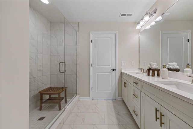 11 Winslow Lane 2, Grafton, MA 01536