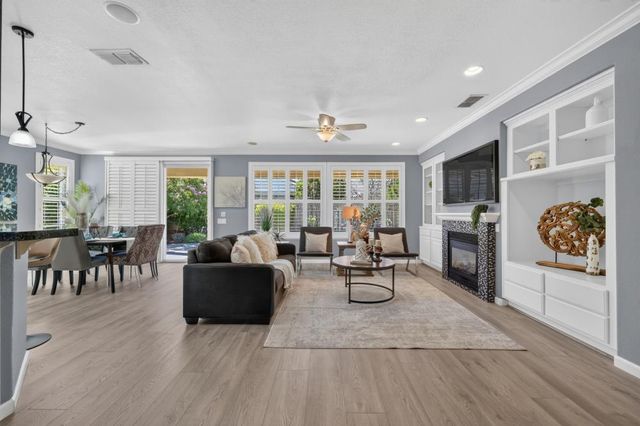 137 Lakefield Ct, Lincoln, CA 95648
