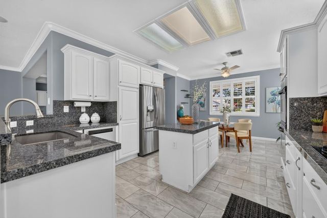 137 Lakefield Ct, Lincoln, CA 95648
