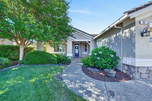 137 Lakefield Ct, Lincoln, CA 95648