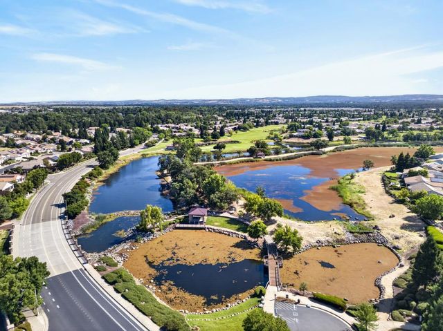 137 Lakefield Ct, Lincoln, CA 95648