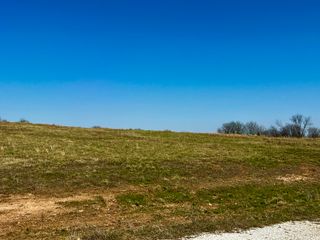 1 B Gracewood Ln, Ozark, MO 65721