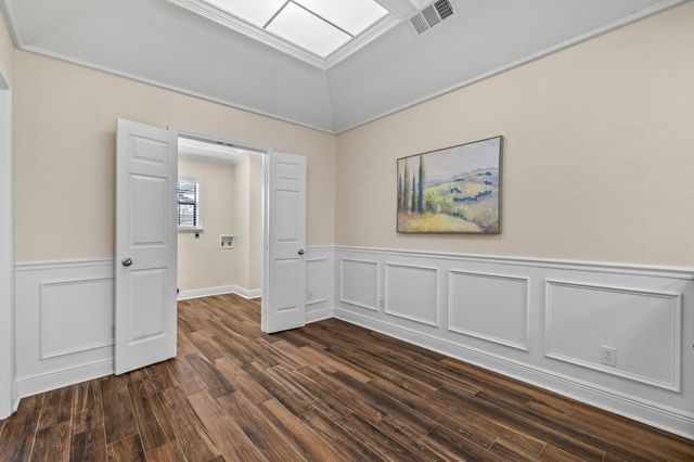 1400 Oak Hollow Drive, Dickinson, TX 77539