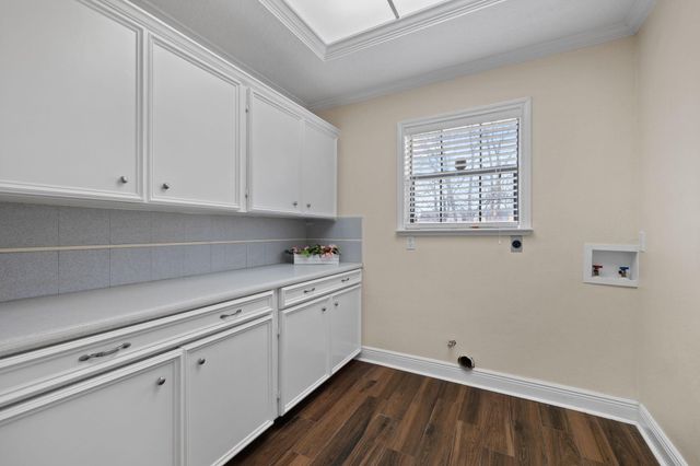 1400 Oak Hollow Drive, Dickinson, TX 77539