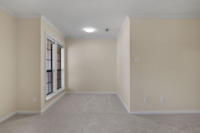 1400 Oak Hollow Drive, Dickinson, TX 77539