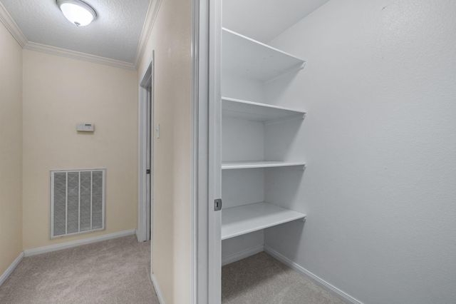 1400 Oak Hollow Drive, Dickinson, TX 77539