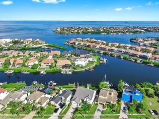 929 SYMPHONY ISLES BOULEVARD, Apollo Beach, FL 33572