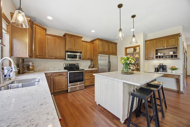 7182 Hidden Valley Pond S, Cottage Grove, MN 55016