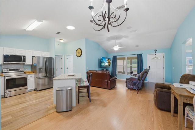 7411 SE 180TH STREET, Oxford, FL 34484