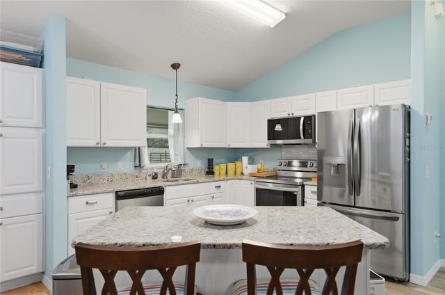 7411 SE 180TH STREET, Oxford, FL 34484