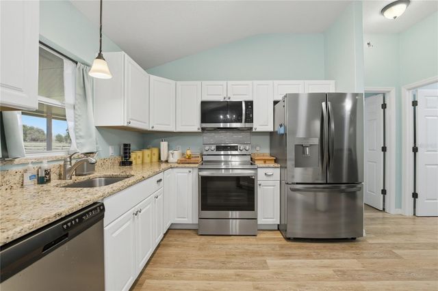 7411 SE 180TH STREET, Oxford, FL 34484