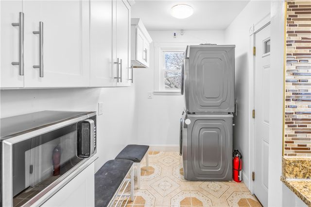 651 Pleasant Valley Parkway, Providence, RI 02908