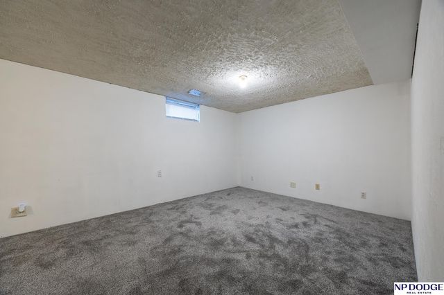 2731 S 41st Street, Lincoln, NE 68506